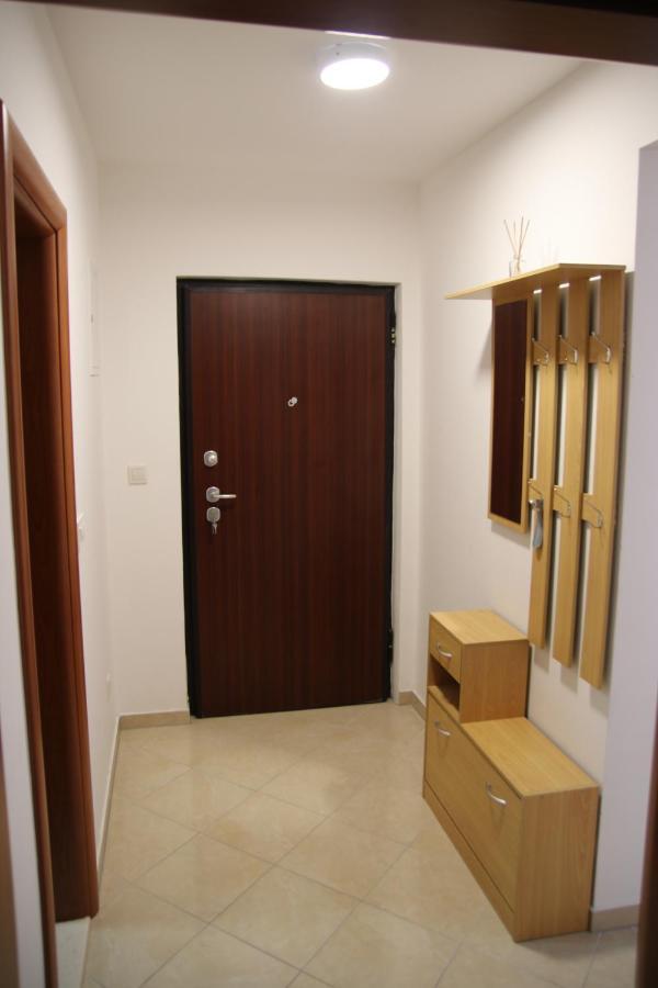 Apartment Pearl-Free Parking Makarska Exterior photo